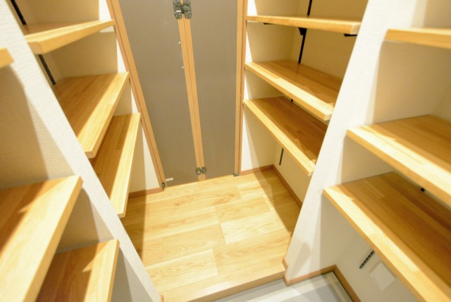 上馬ハイホーム 玄関