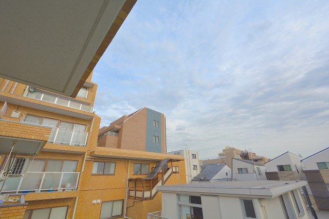 エクセル柿の木坂　バルコニー西