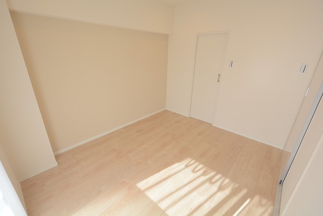 秀和椎名町レジデンス 洋室②
