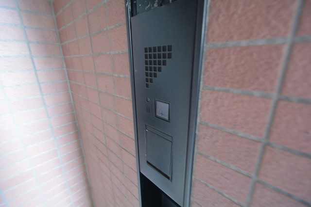 ヒルズ用賀 玄関