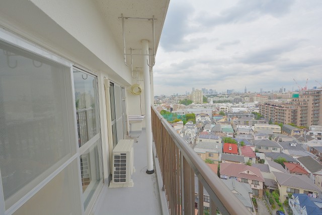 ニュー池尻マンション バルコニー