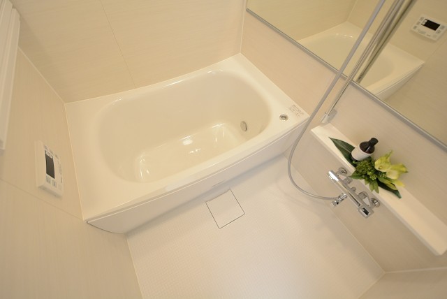 秀和椎名町レジデンス バス