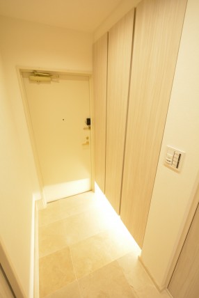 目黒青葉台グランドハイツ 玄関