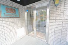 ライオンズマンション渋谷第２ エントランス