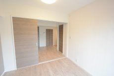 二子玉川宝ロイヤルハイツ 洋室5