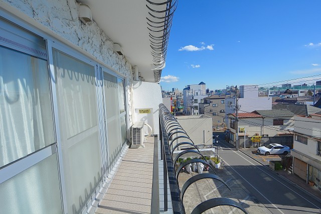 秀和椎名町レジデンス バルコニー