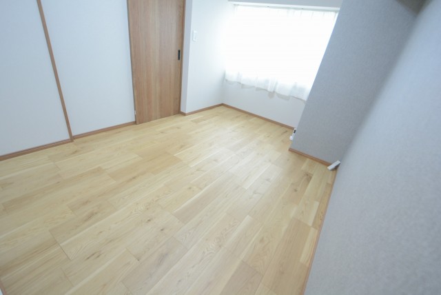 上馬ハイホーム 洋室1