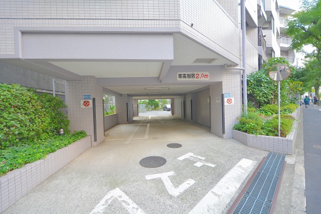 ライオンズマンション渋谷第２ エントランス