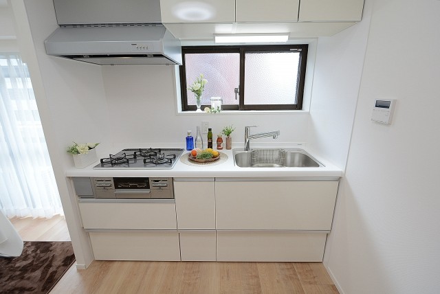 セブンスターマンション第二青葉台 (24)キッチン