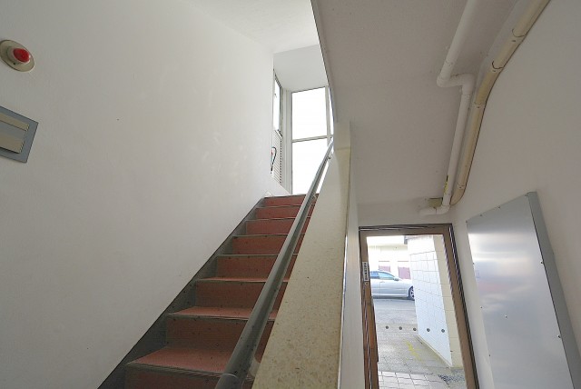 玉川サンケイハウス 階段