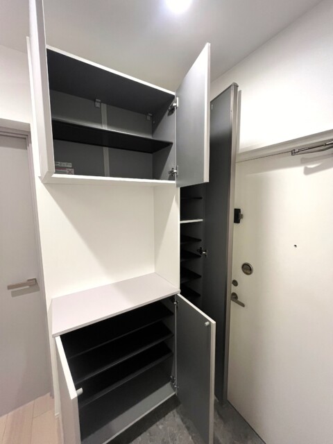 東急ドエルアルス弦巻 玄関廊下