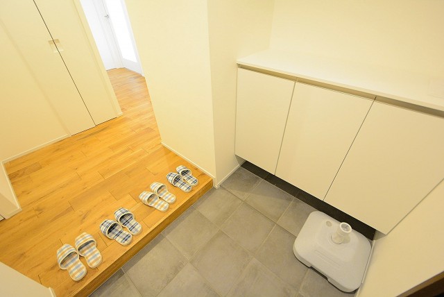 目黒青葉台グランドハイツ 玄関