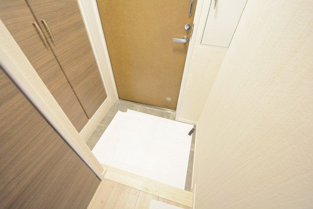 二子玉川宝ロイヤルハイツ 玄関