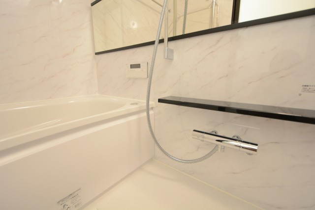 秀和目黒レジデンスバス