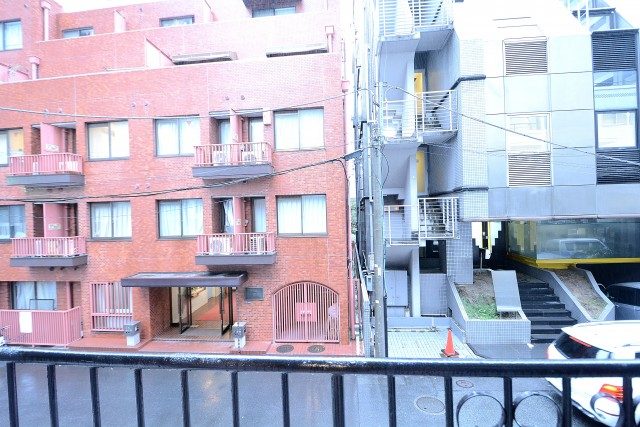 パラッツォ赤坂 ベランダ (2)