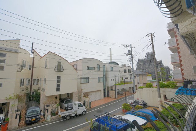 秀和目黒レジデンス バルコニー