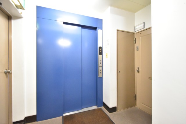 ニックハイム茅場町 玄関