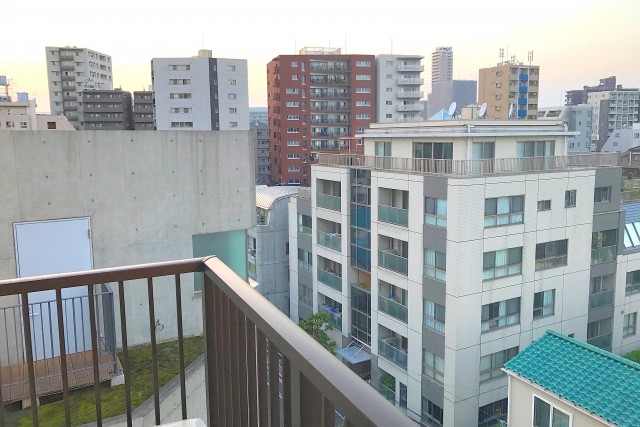 マンション市ヶ谷 (98)バルコニー