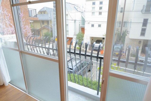 秀和目黒レジデンス バルコニー