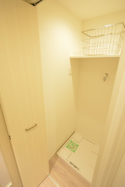 ファミール築地 玄関