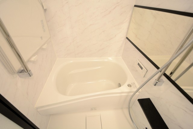 秀和目黒レジデンスバス