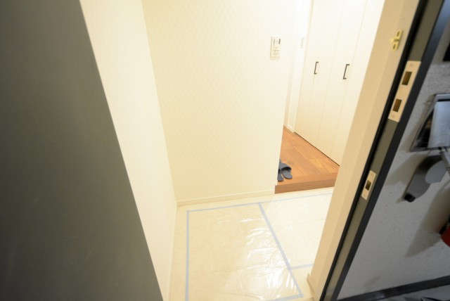 秀和目黒レジデンス 玄関