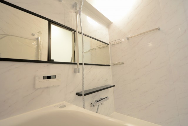 秀和目黒レジデンスバス