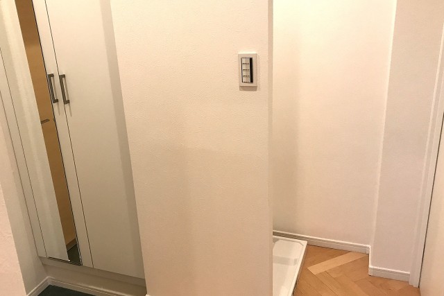 マンション市ヶ谷 (62)洗濯機置場