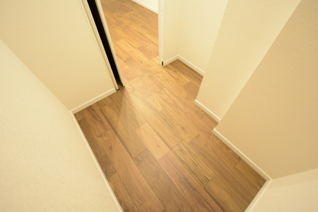 秀和目黒レジデンス 洋室