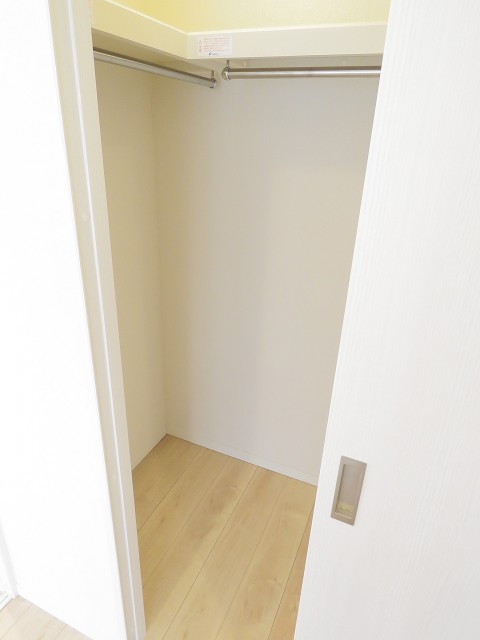 デボスハイツ　クローゼット