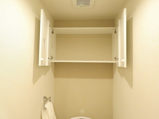 デボスハイツ　吊戸棚