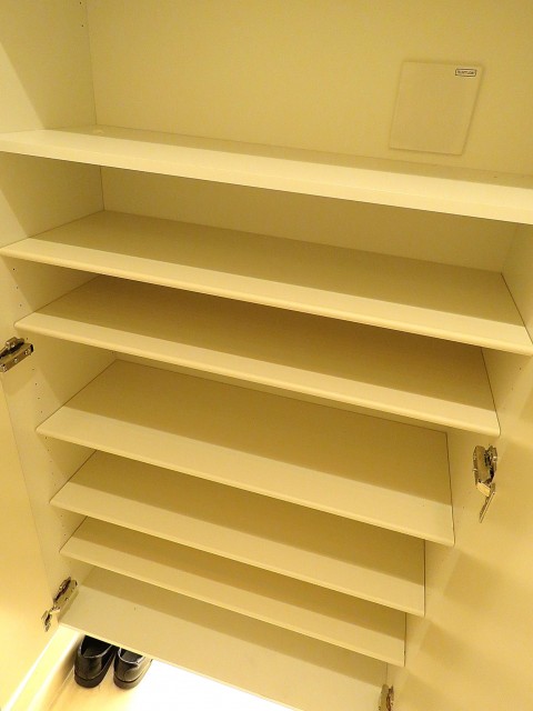 デボスハイツ　シューズBOX