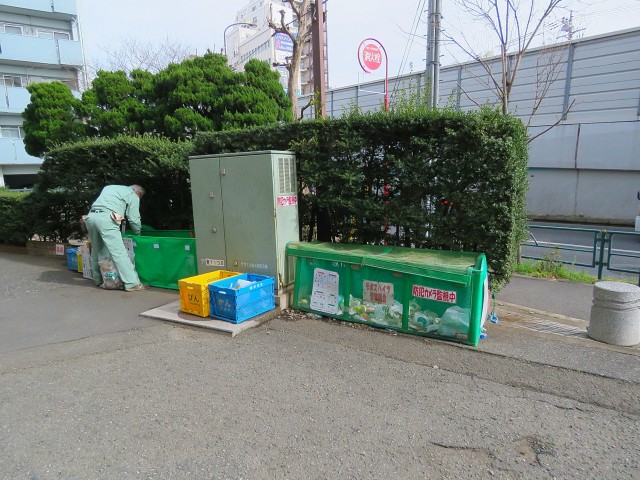 デボスハイツ　ゴミ集積所