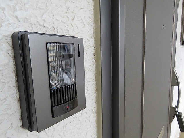 都立大コーポラス　TVモニター付きインターホン