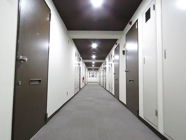 ラフィネ東銀座　共用廊下