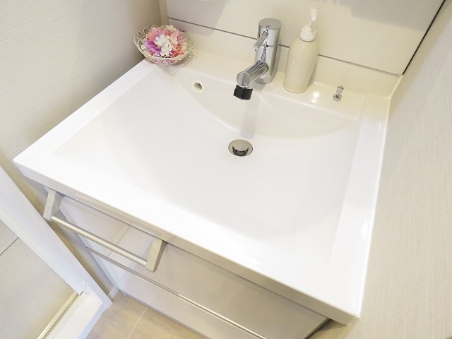 ラフィネ東銀座　洗面化粧台