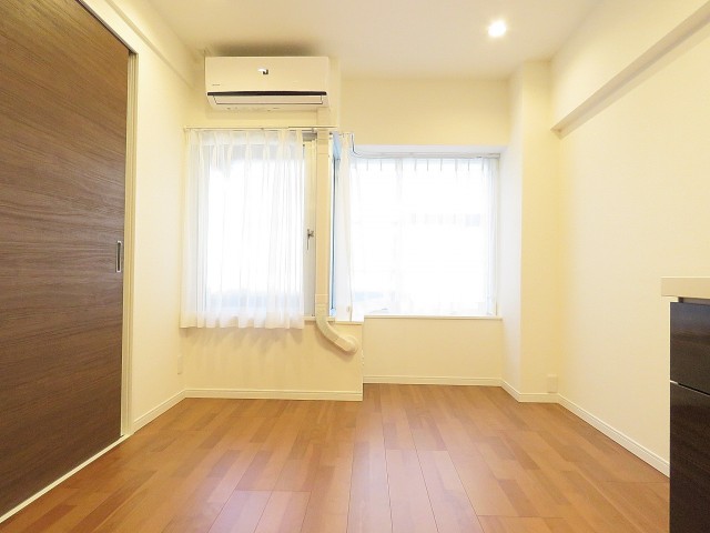 ラフィネ東銀座　DK約7帖