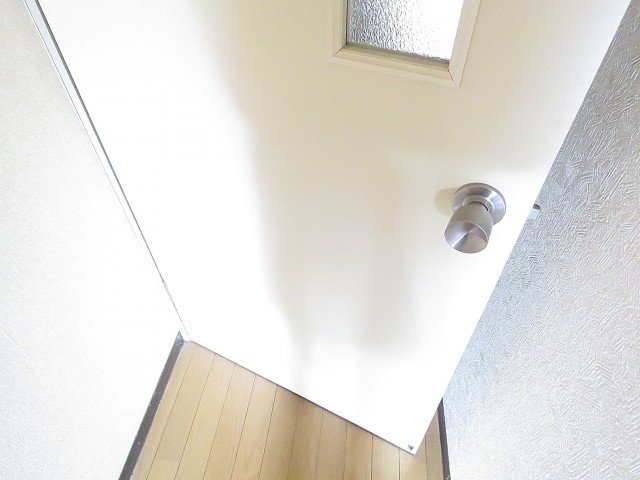 ライオンズマンション学芸大学　DK扉