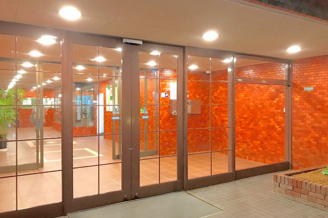 シャンボール学芸大学 エントランス