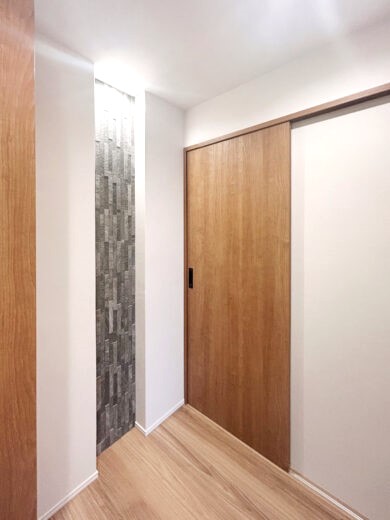 マンション市ヶ谷 玄関