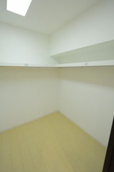 三軒茶屋パーク・ホームズ 洋室1