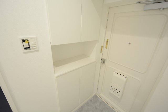 四谷コーエイマンション 玄関