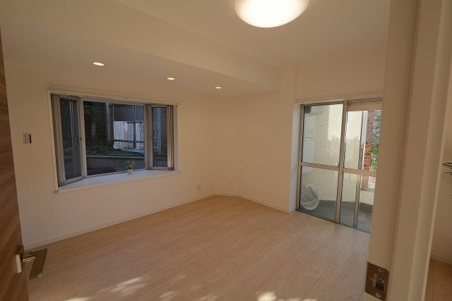 桜丘フラワーマンション 洋室6.0