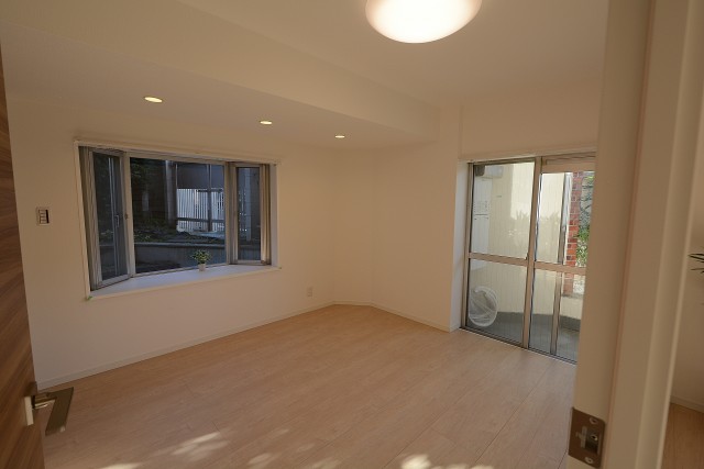 桜丘フラワーマンション 洋室6.0