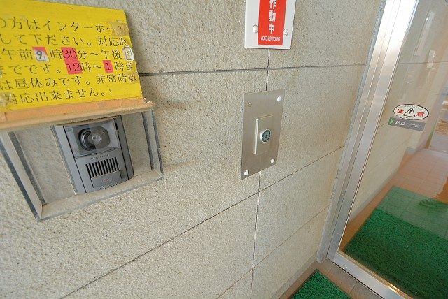 シャトレ明大前 エントランス シャトレ明大前 エントランス