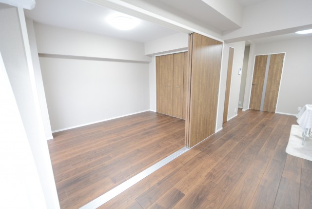 朝日広尾マンション 洋室6_5