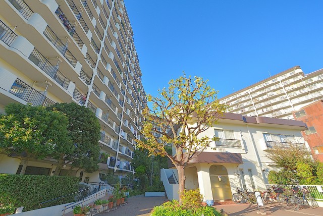 日商岩井亀戸マンション エントランス