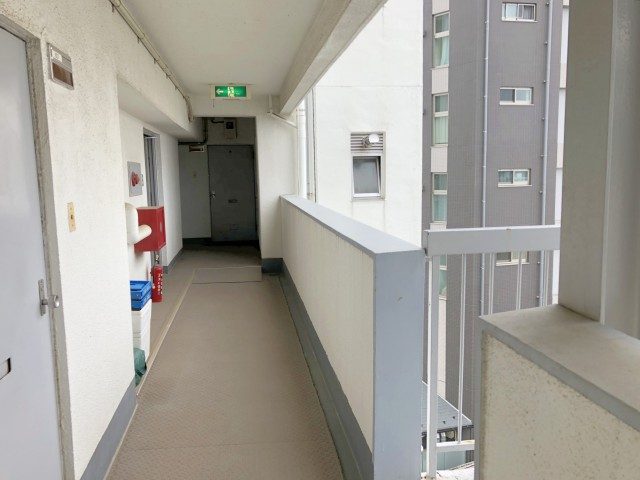 ニュー池尻マンション 玄関