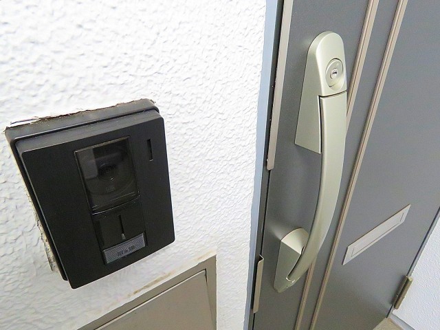 マンション雅叙苑　TVモニター付きインターホン
