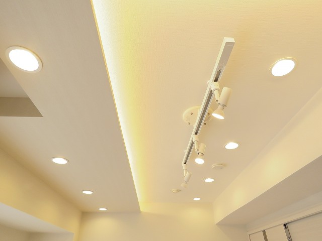 トーエイ高井戸　洋室